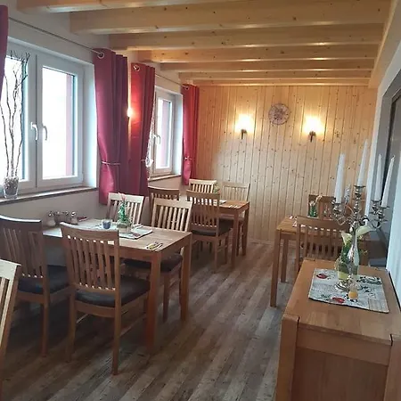 Penzion Claudias Wohlfuhlpension Willingen (Upland)
